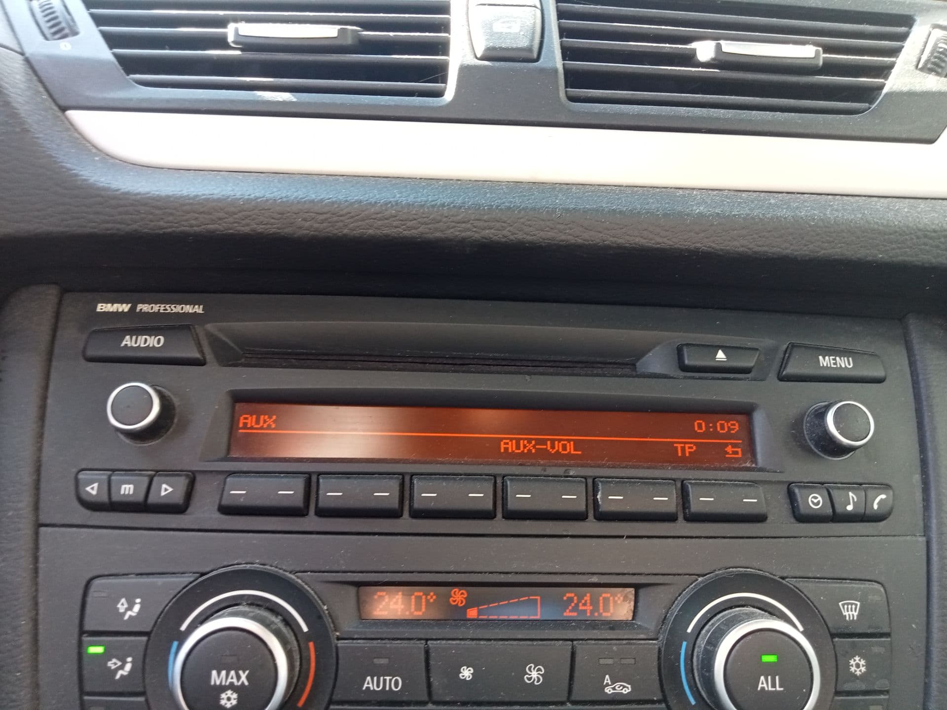 Sistema audio / radio cd BMW X1 (E84) 4