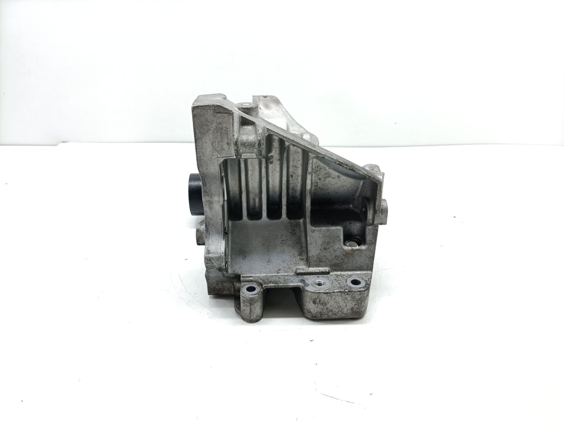 Soporte alternador BMW X1 (E84) 4
