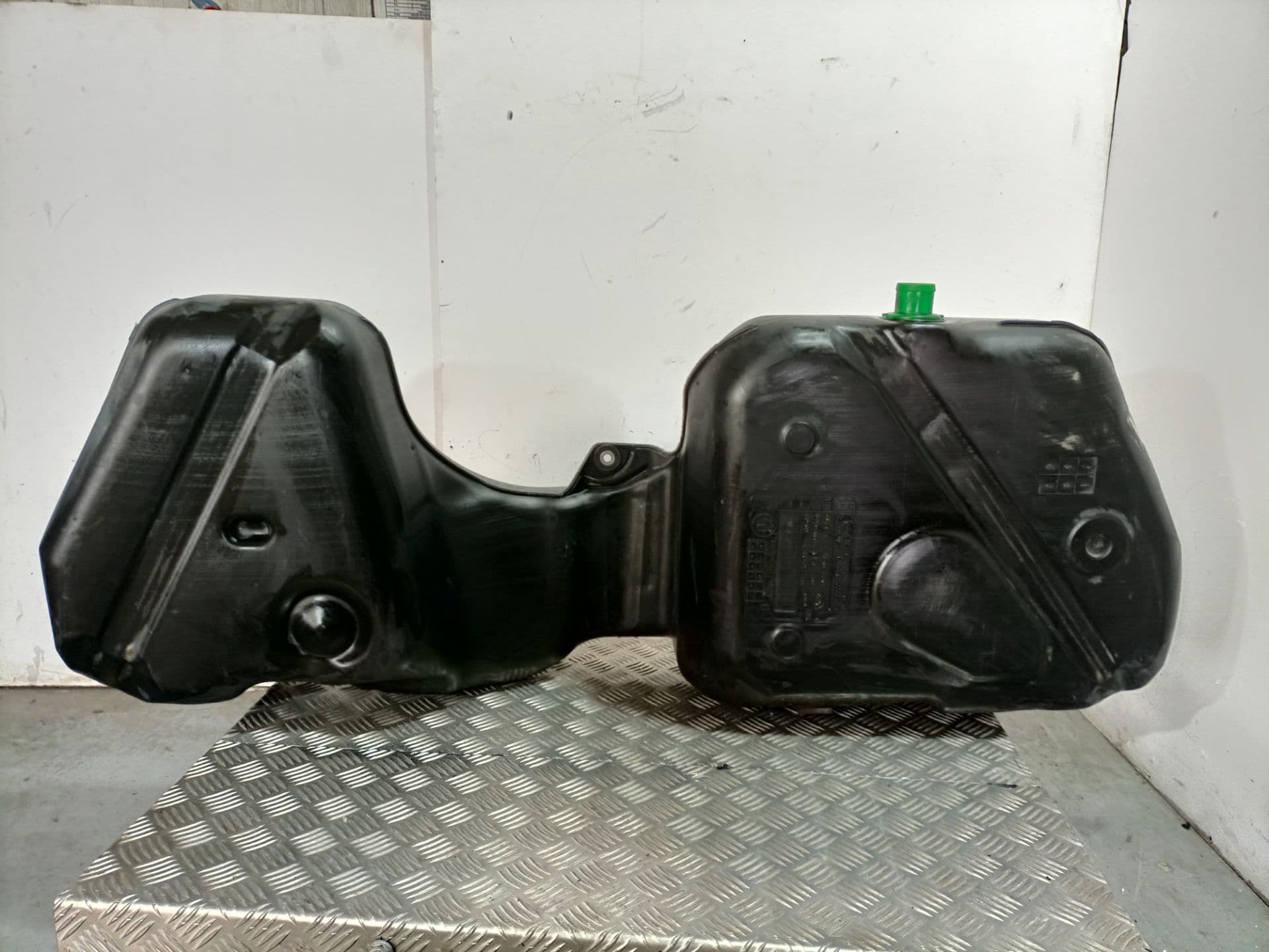 Deposito combustible BMW X1 (E84) 5