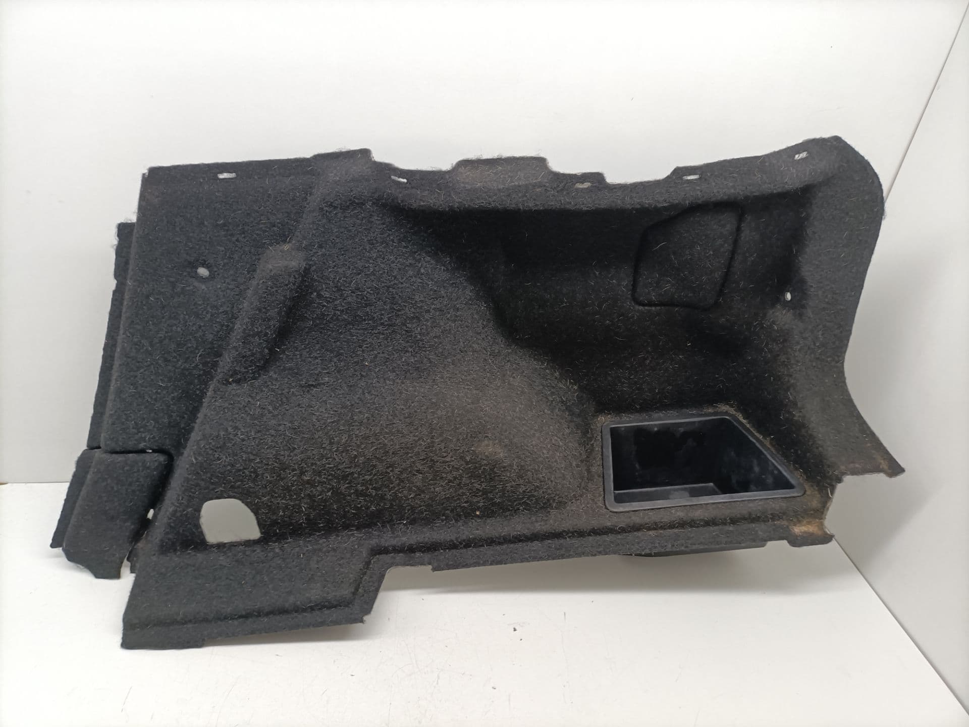 Guarnecido porton trasero BMW X1 (E84) 5