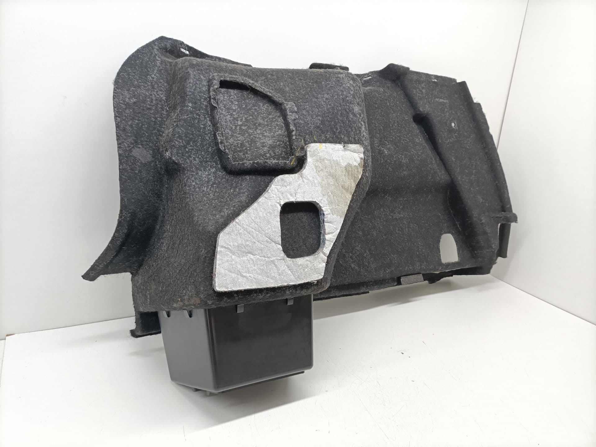 Guarnecido porton trasero BMW X1 (E84) 2