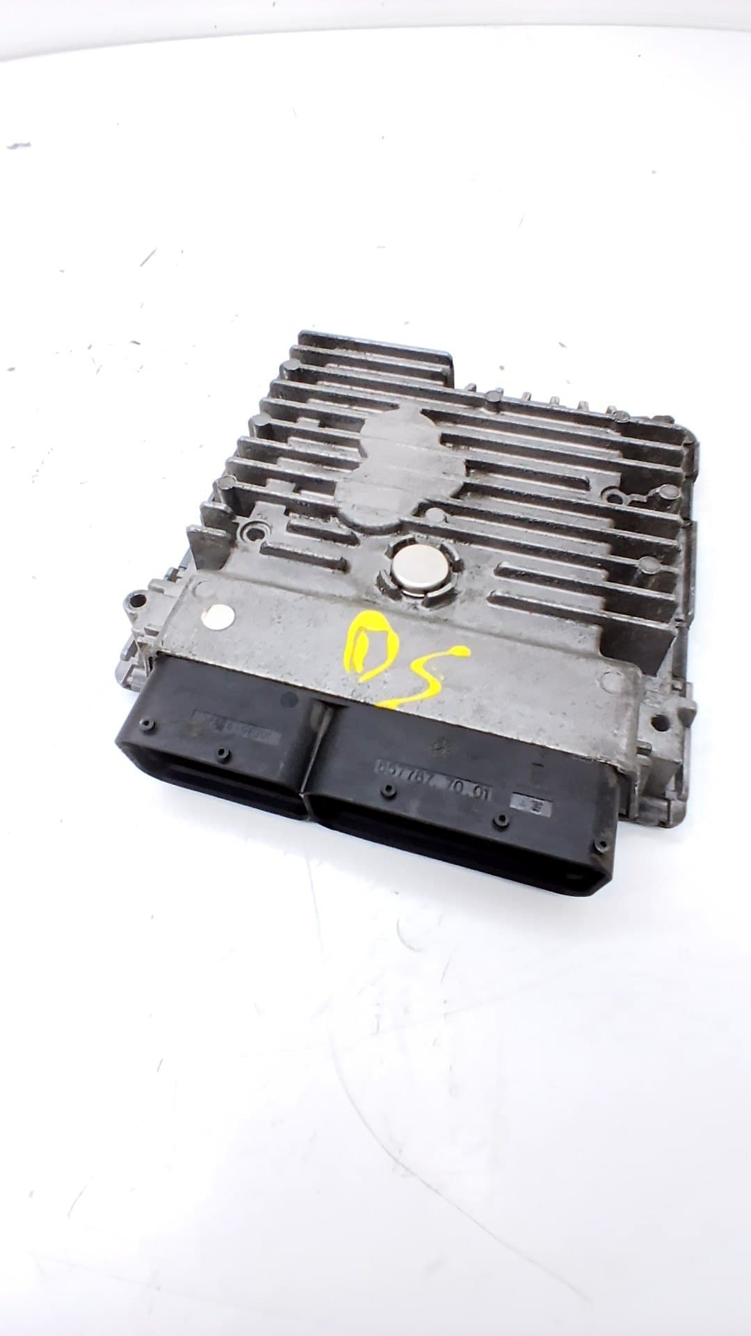 Centralita motor uce VOLKSWAGEN POLO (6R1)