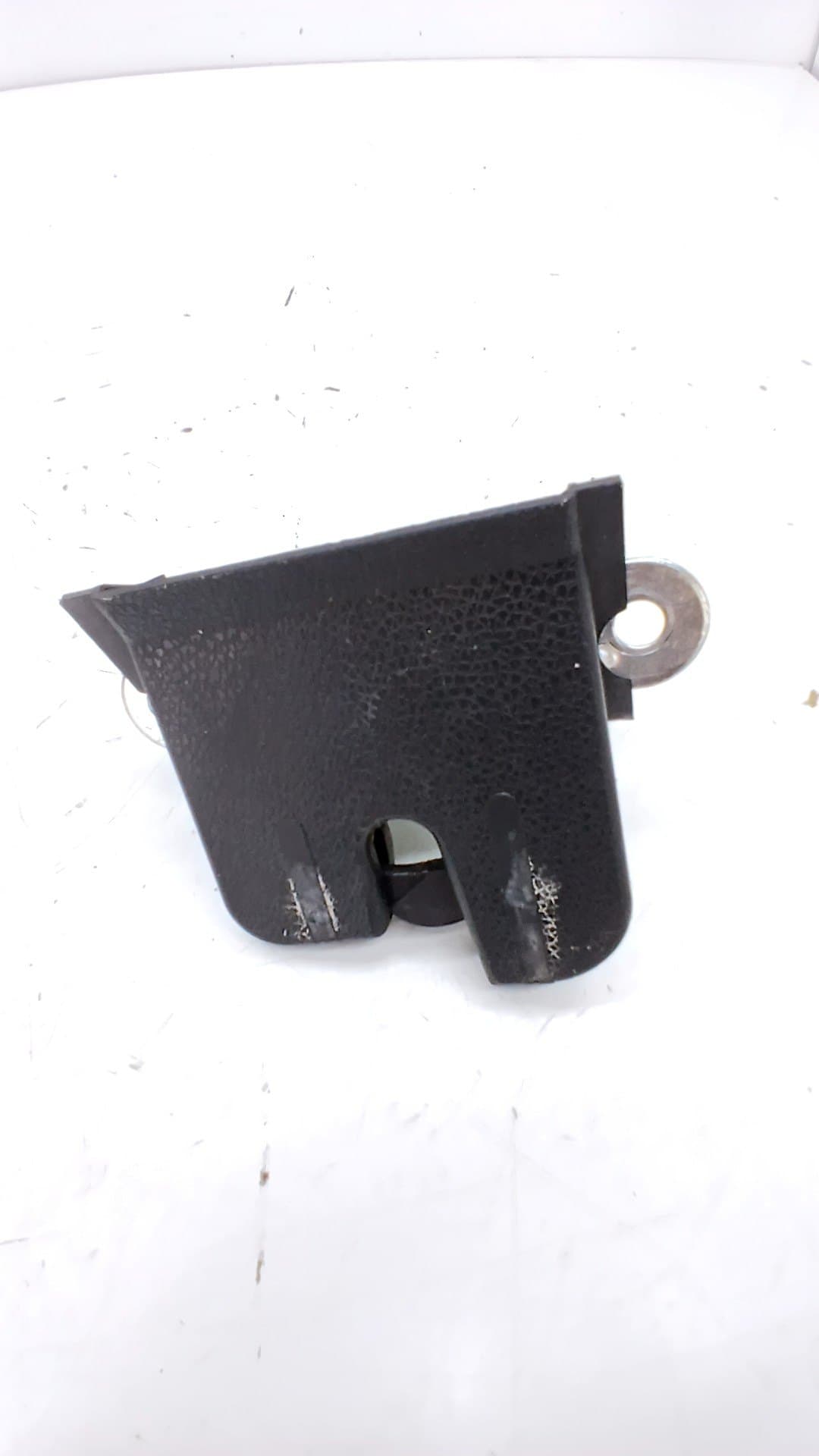 Cerradura maletero / porton VOLKSWAGEN POLO (6R1)