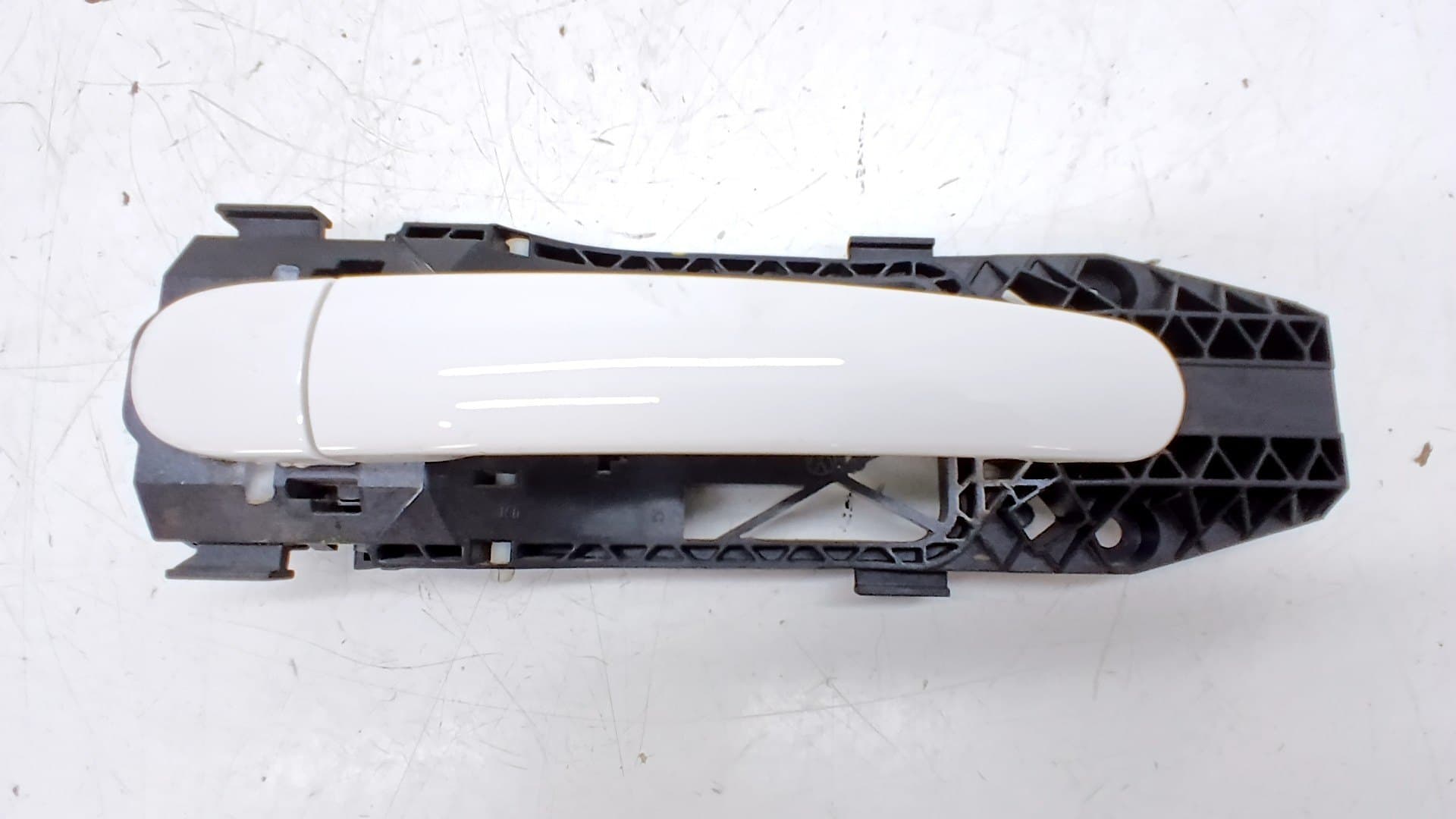 Maneta exterior trasera derecha VOLKSWAGEN POLO (6R1) 3