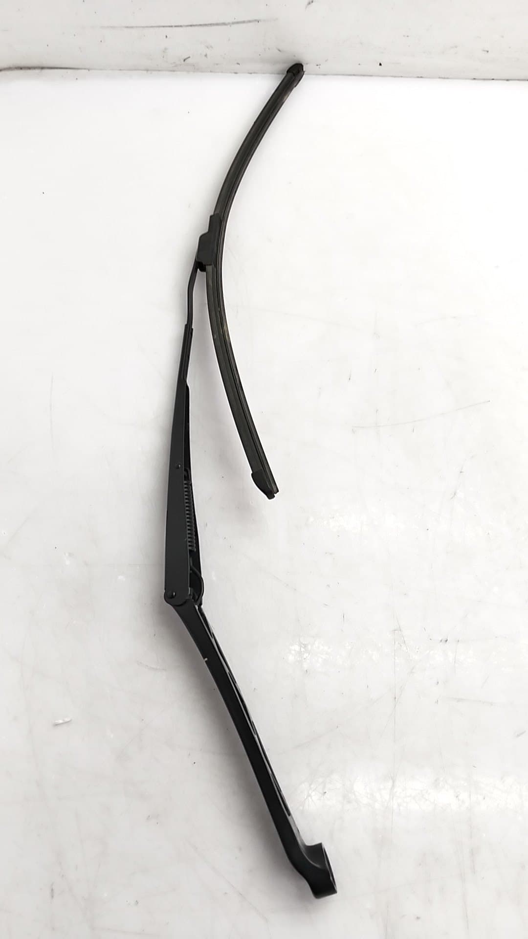 Brazo limpia delantero izquierdo HONDA HR-V (..)