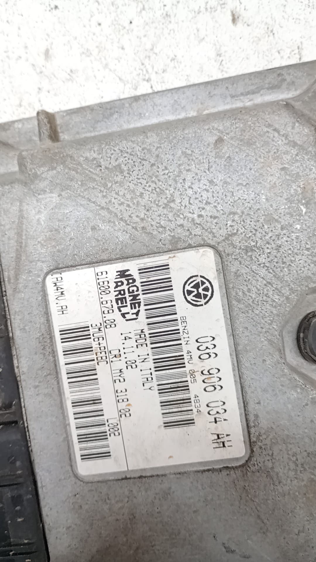 Centralita motor uce SEAT IBIZA (6L1) 3