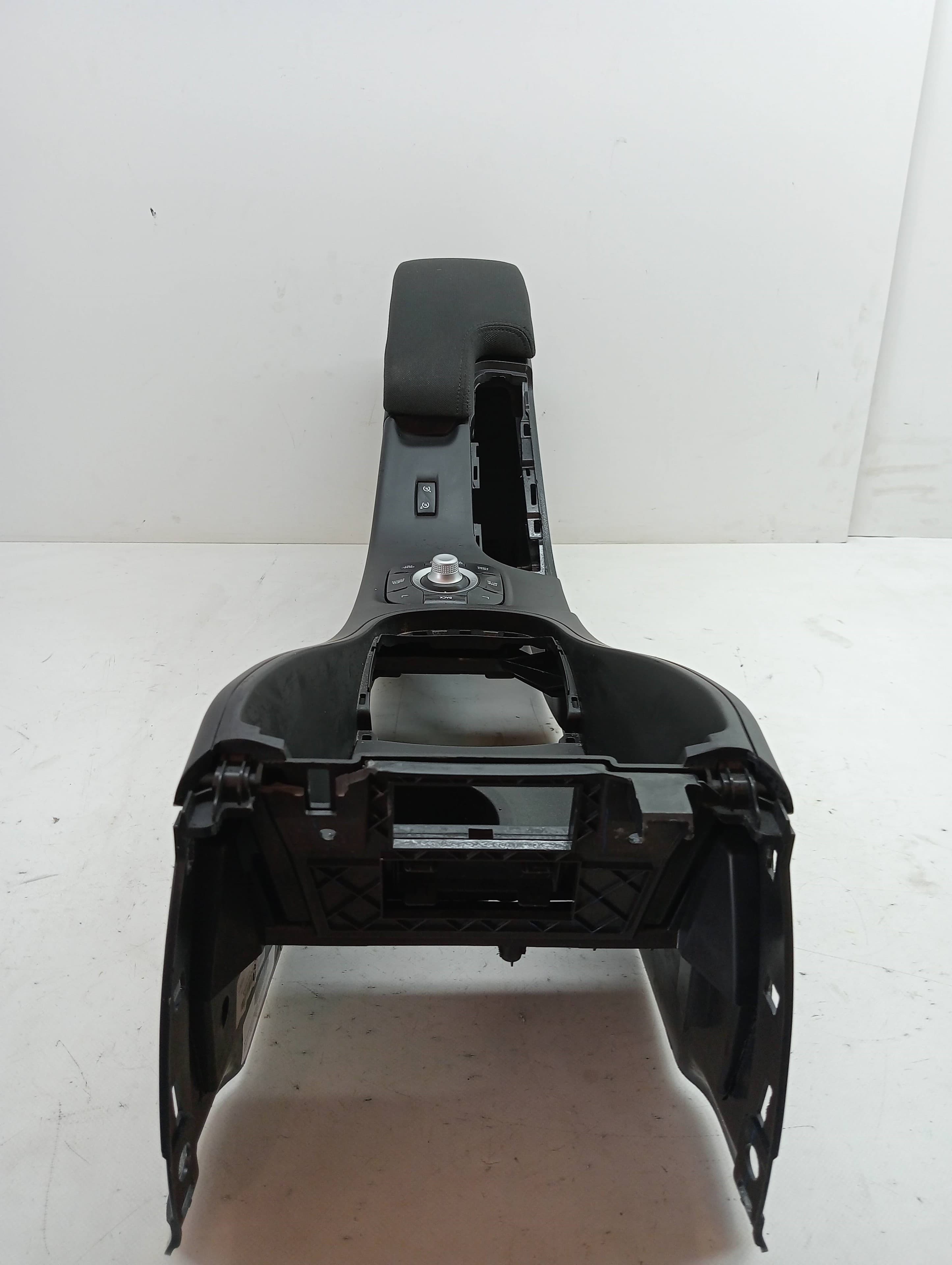 Consola central RENAULT MEGANE III BERLINA 5 P 3