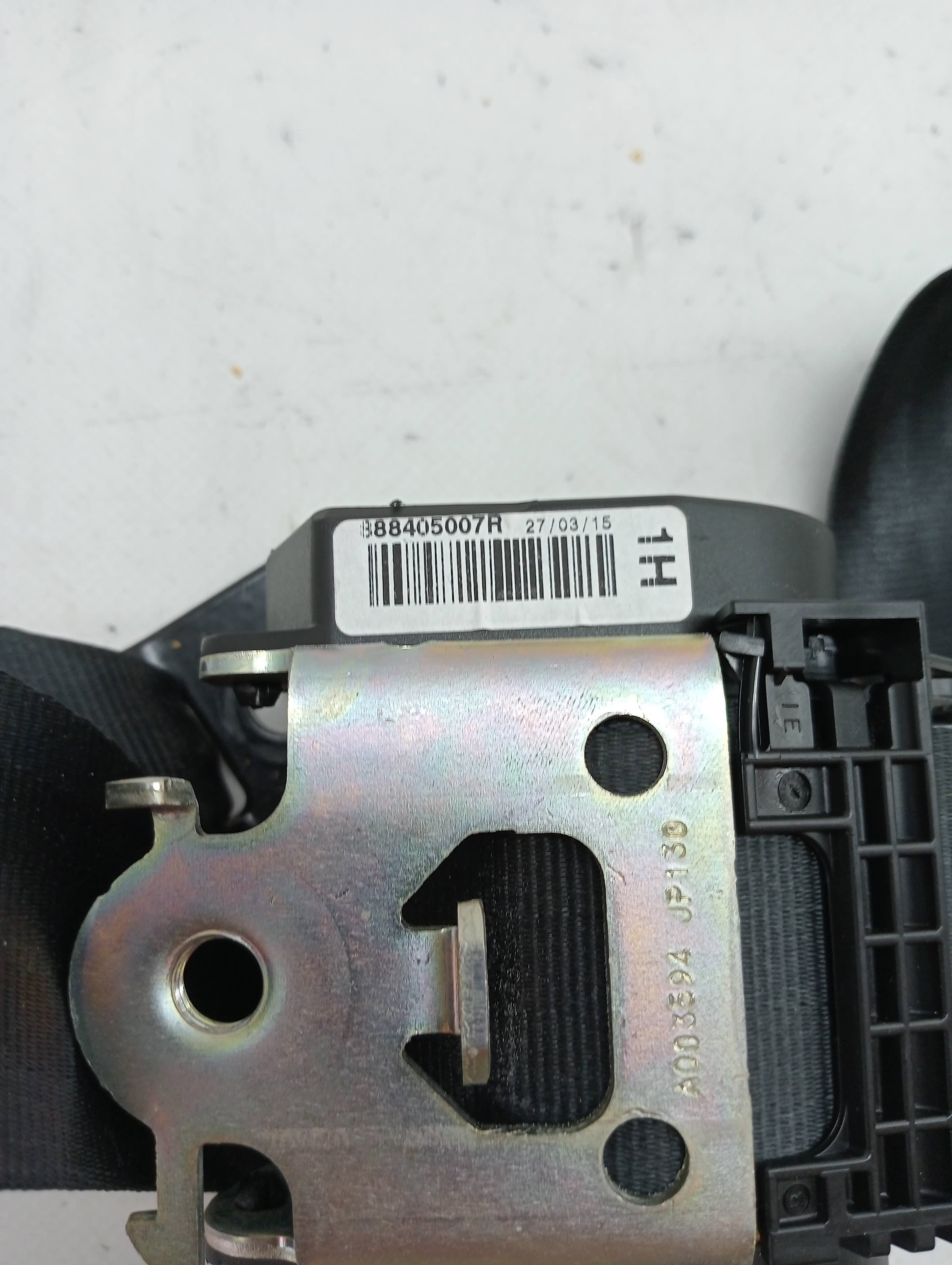 Cinturon seguridad trasero derecho RENAULT MEGANE III BERLINA 5 P 3
