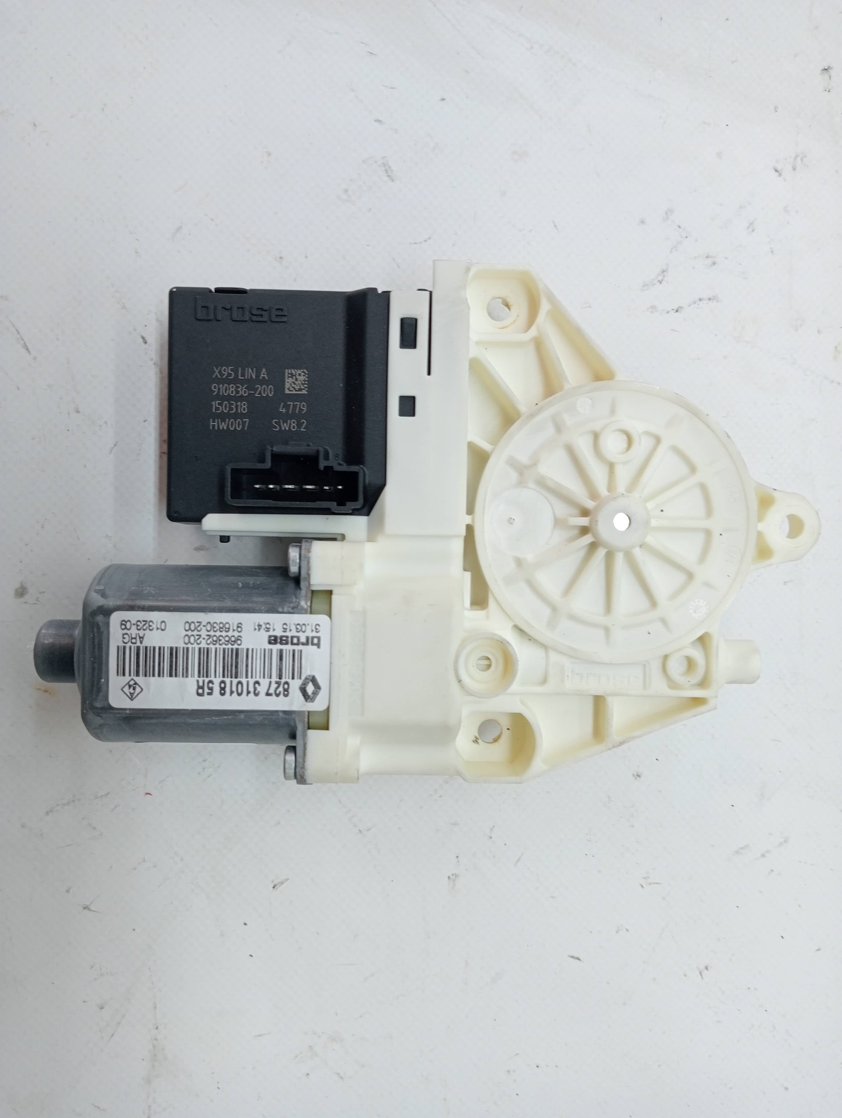Motor elevalunas trasero izquierdo RENAULT MEGANE III BERLINA 5 P 2