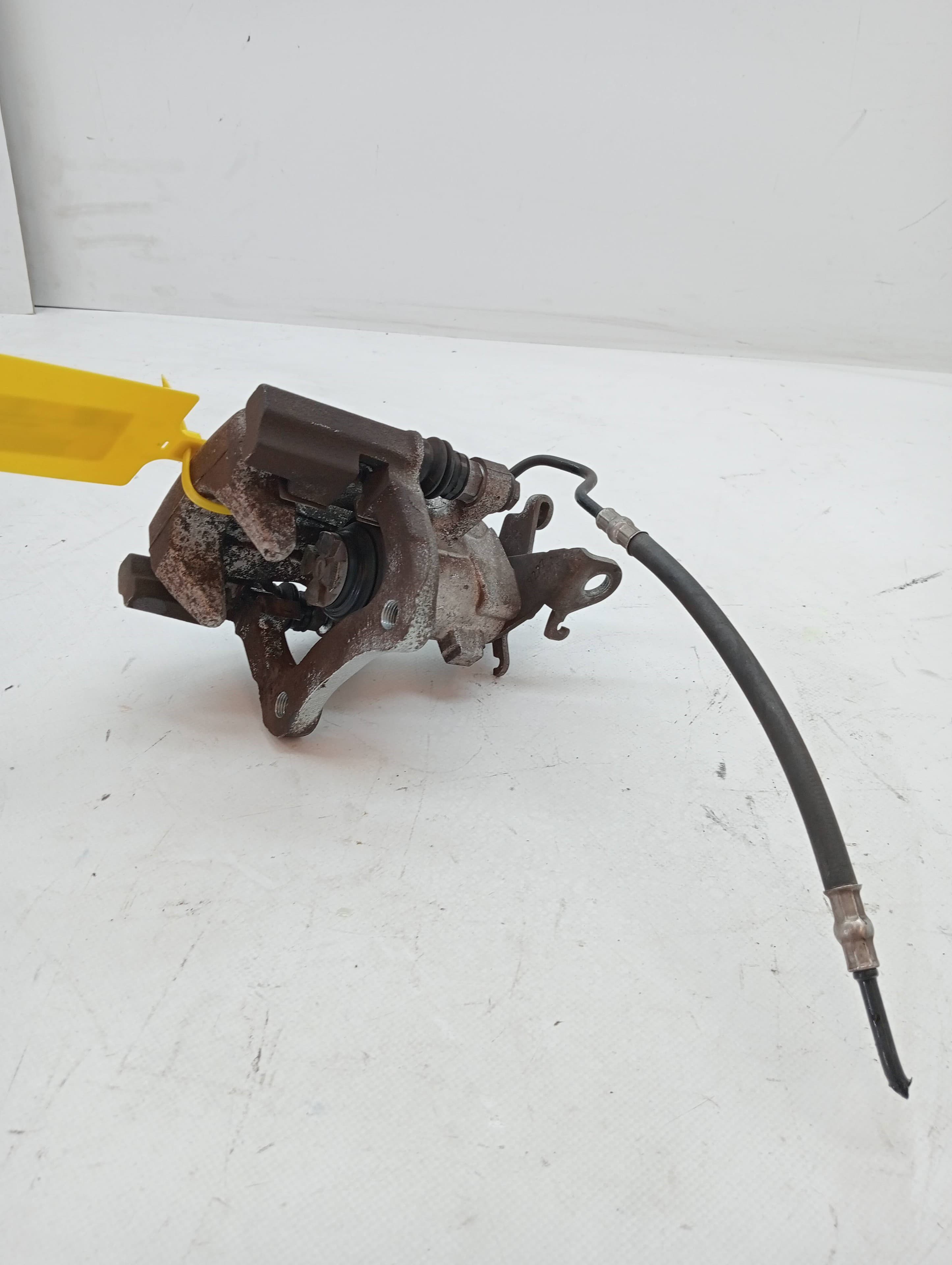 Recambio RENAULT MEGANE III BERLINA 5 P ref. 440018805R 3