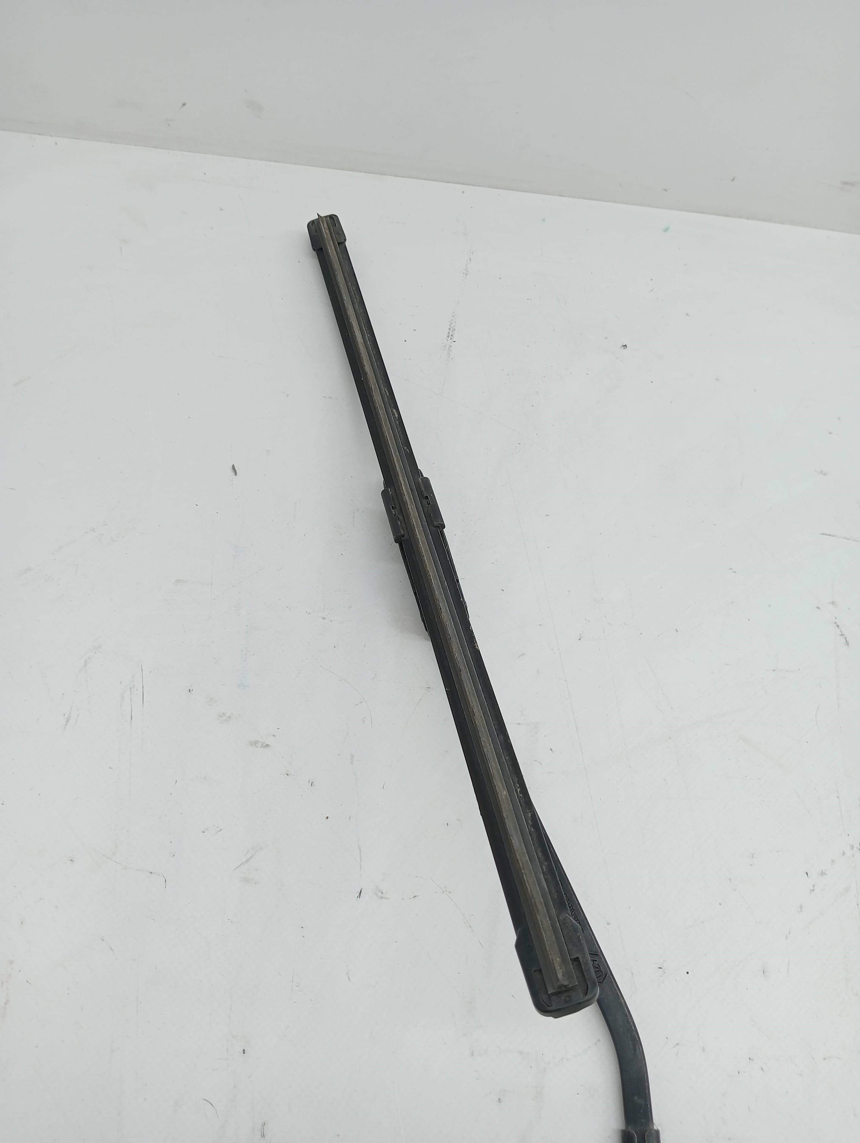 Brazo limpia delantero derecho RENAULT MEGANE III BERLINA 5 P 2