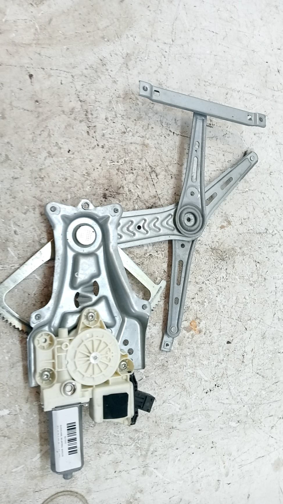 Elevalunas delantero derecho OPEL VECTRA B BERLINA
