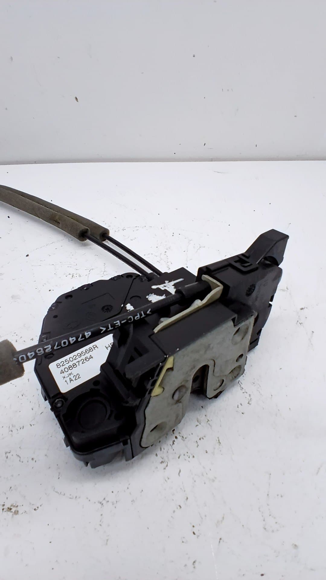 Cerradura puerta lateral derecha RENAULT EXPRESS 5