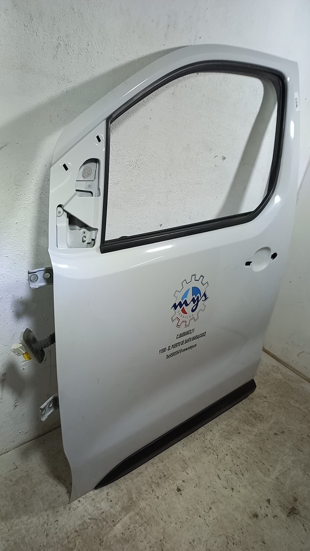Puerta delantera izquierda TOYOTA PROACE 4
