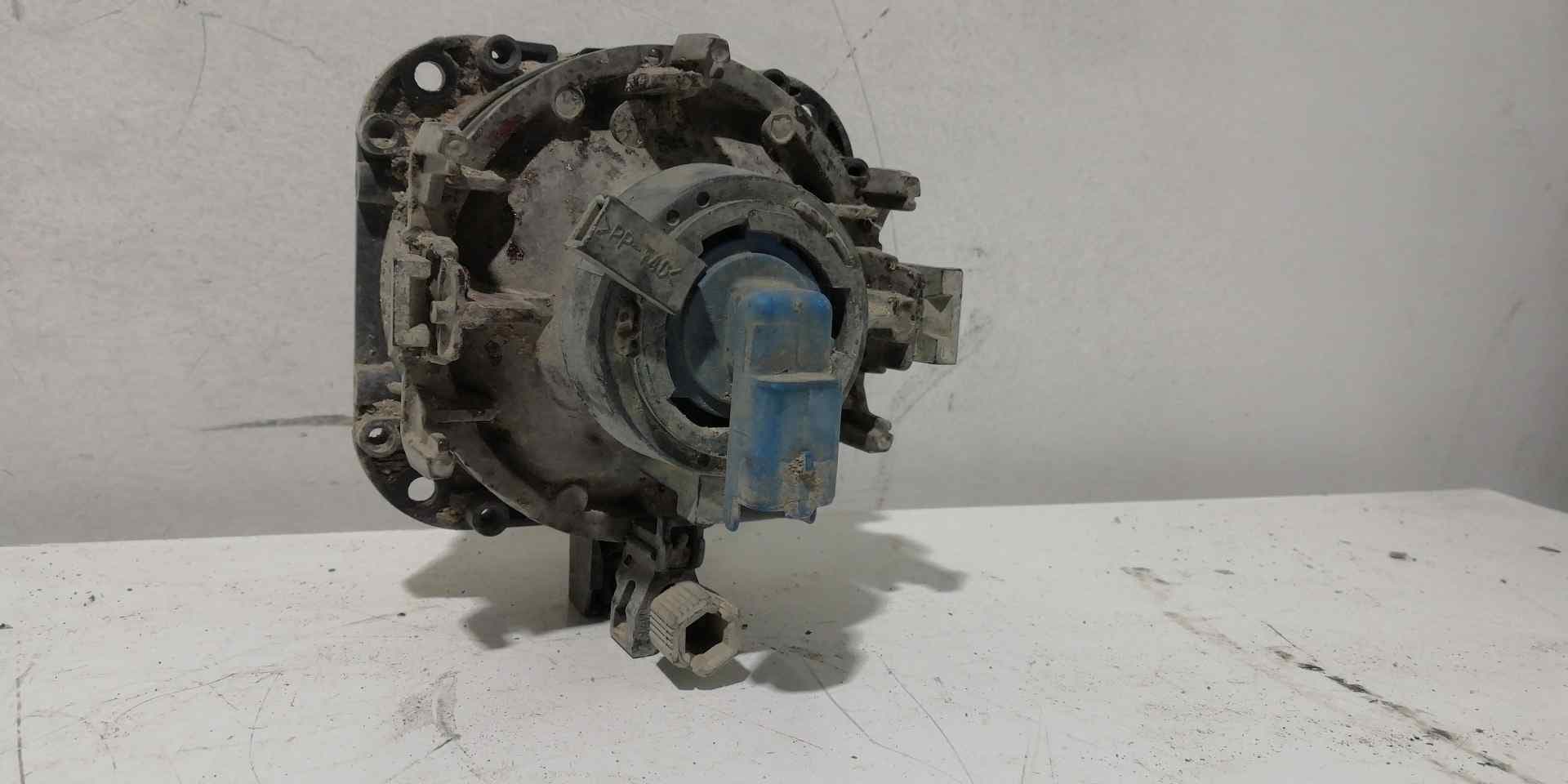 Faro antiniebla izquierdo CITROEN XSARA PICASSO 3