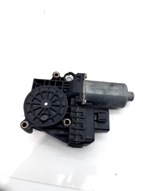 Motor elevalunas delantero derecho AUDI A6 BERLINA (4B2) 2
