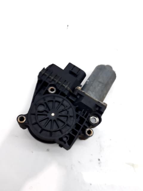 Motor elevalunas delantero izquierdo AUDI A6 BERLINA (4B2) 2