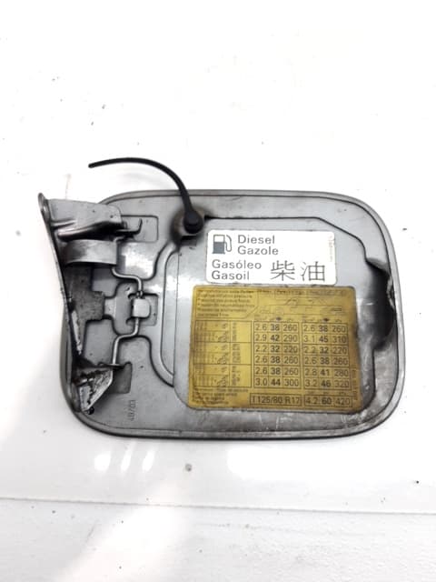 Tapa exterior combustible AUDI A6 BERLINA (4B2) 3