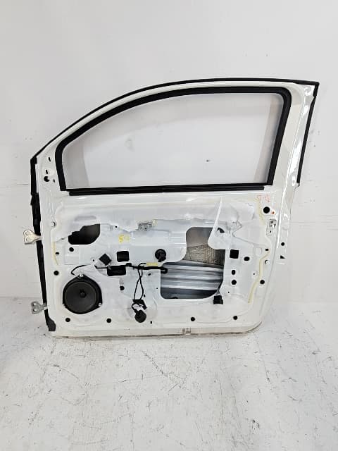 Puerta delantera derecha FIAT 500E 3