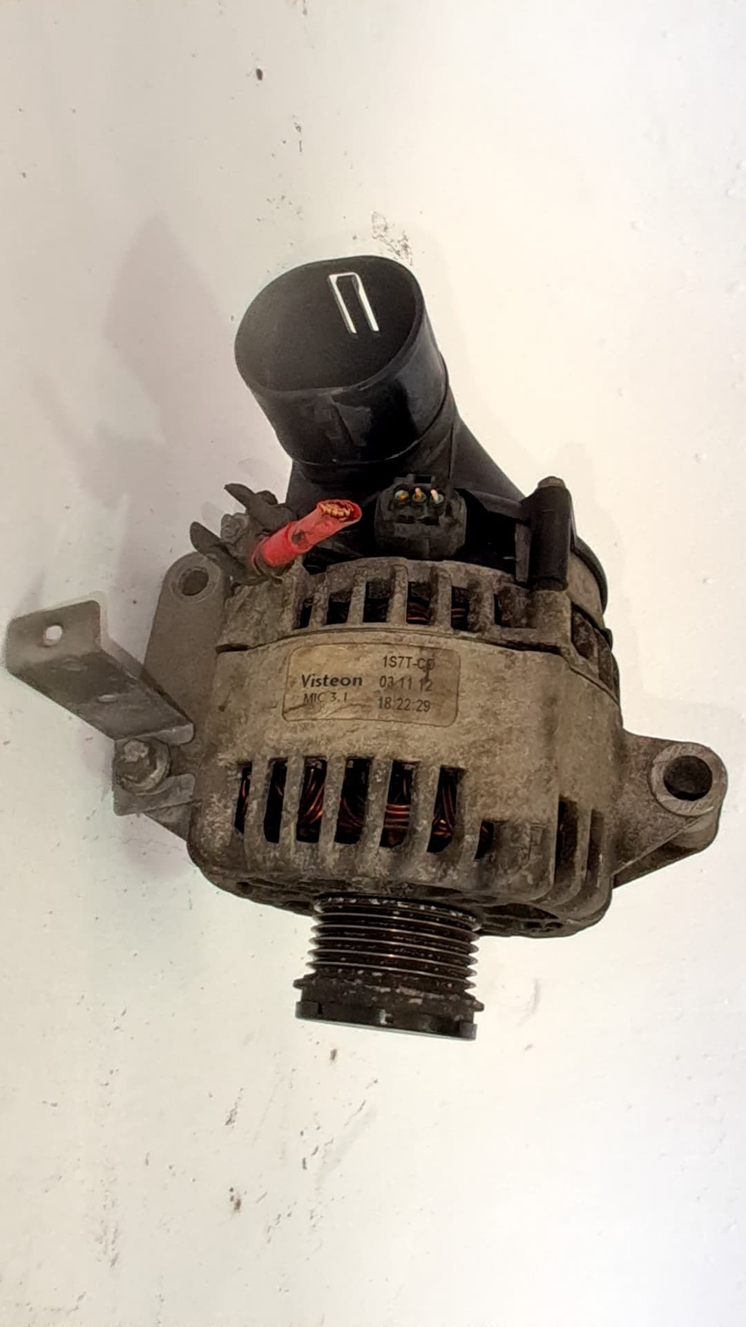 Alternador FORD MONDEO III (B5Y)