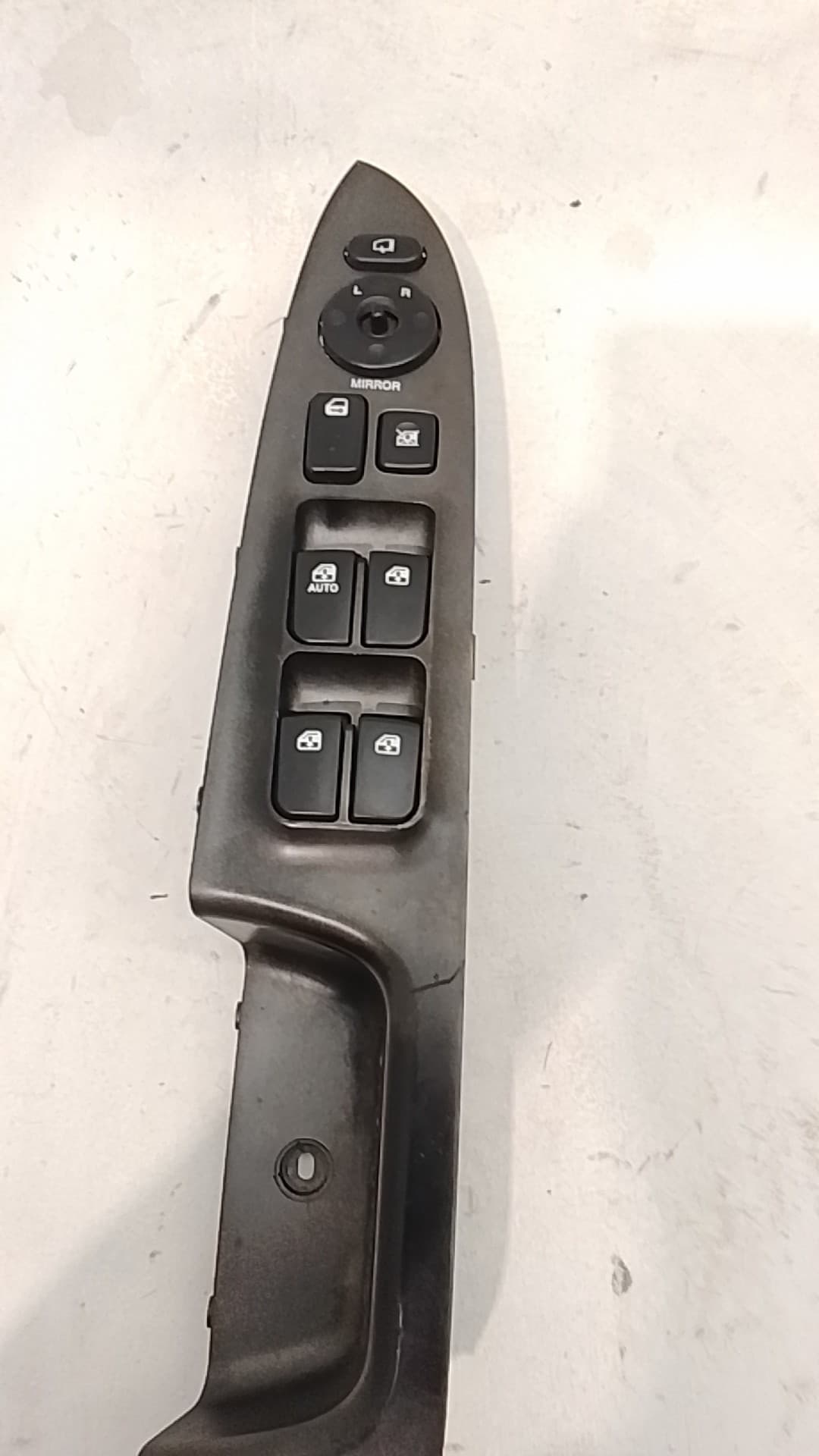 Mando elevalunas delantero izquierdo KIA CARENS III MONOSPACE (UN) 5