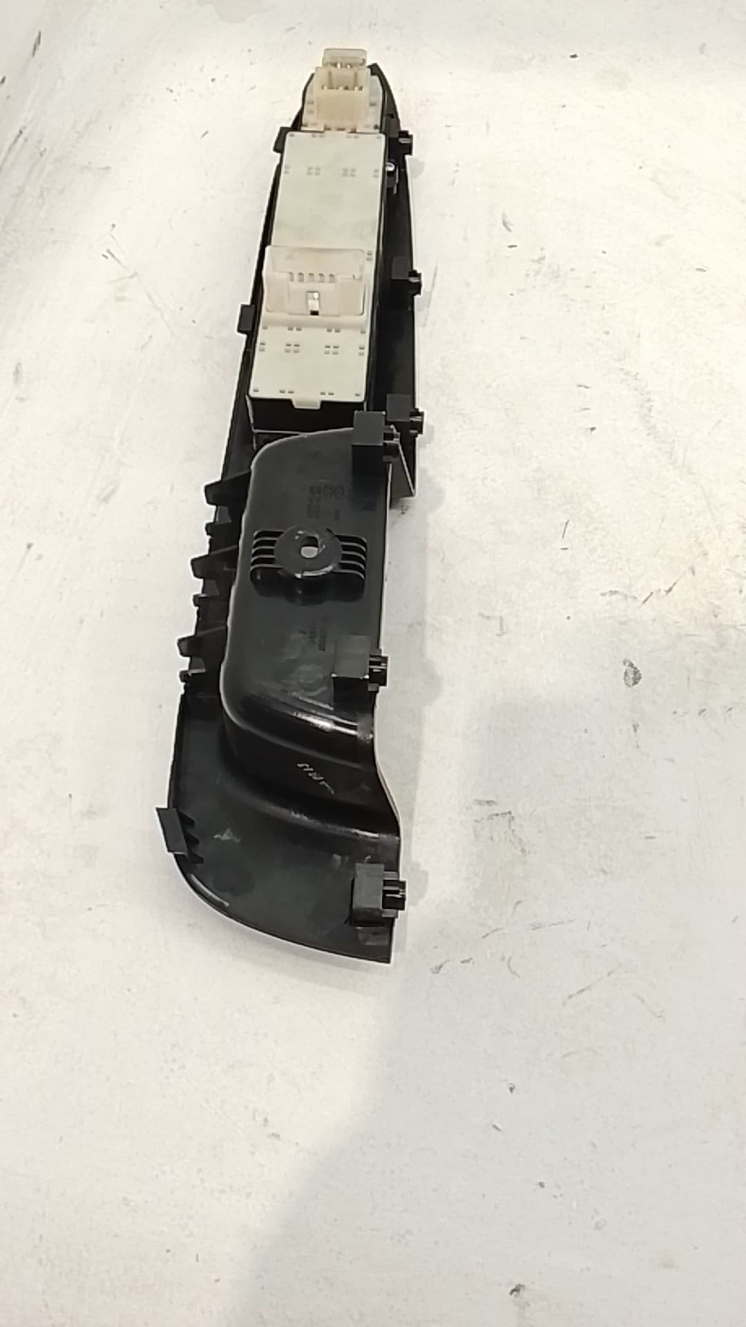 Mando elevalunas delantero izquierdo KIA CARENS III MONOSPACE (UN) 4