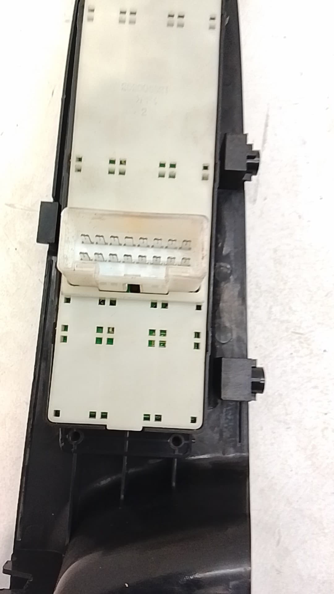 Mando elevalunas delantero izquierdo KIA CARENS III MONOSPACE (UN) 3