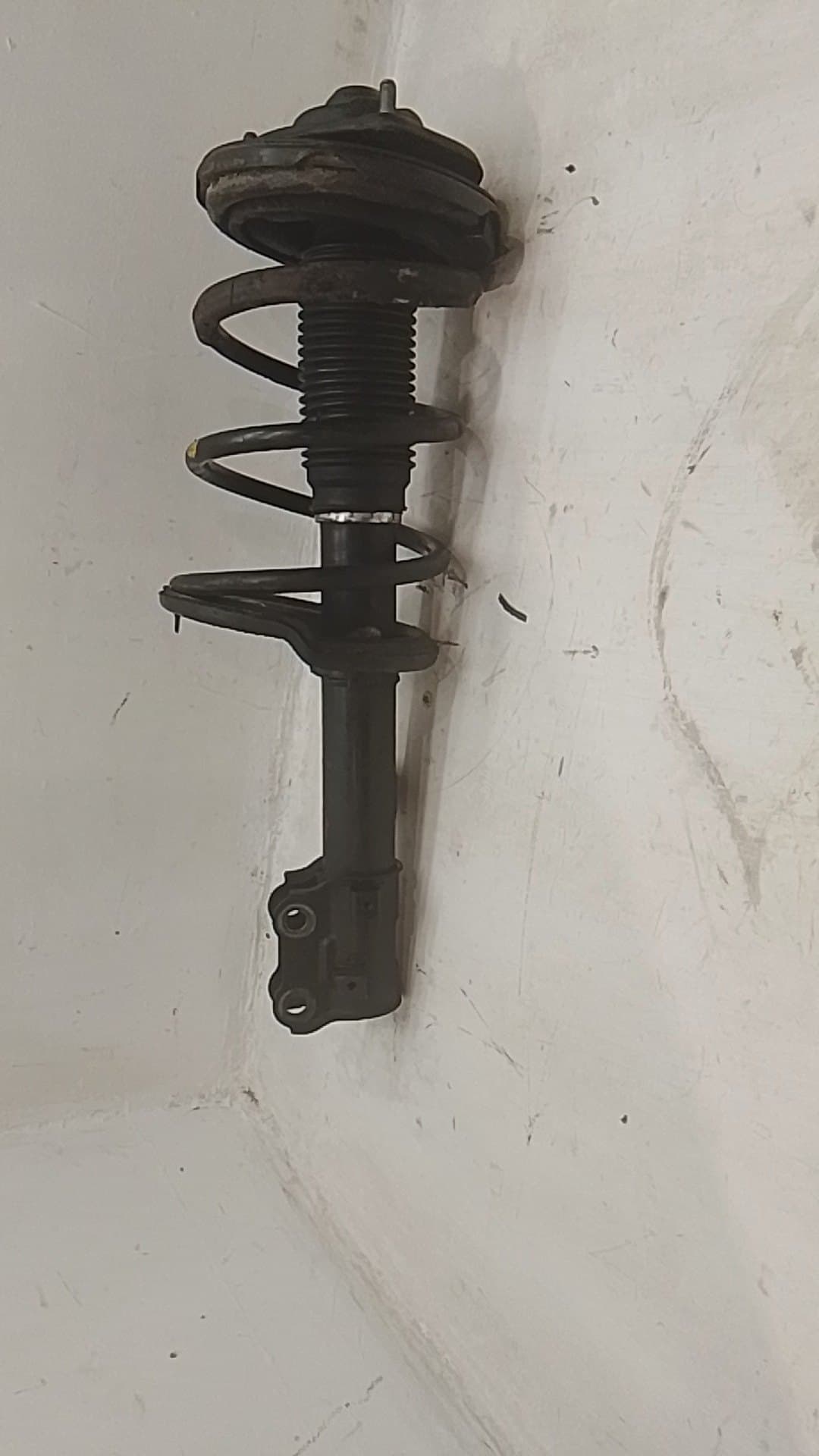 Amortiguador delantero izquierdo KIA CARENS III MONOSPACE (UN) 2
