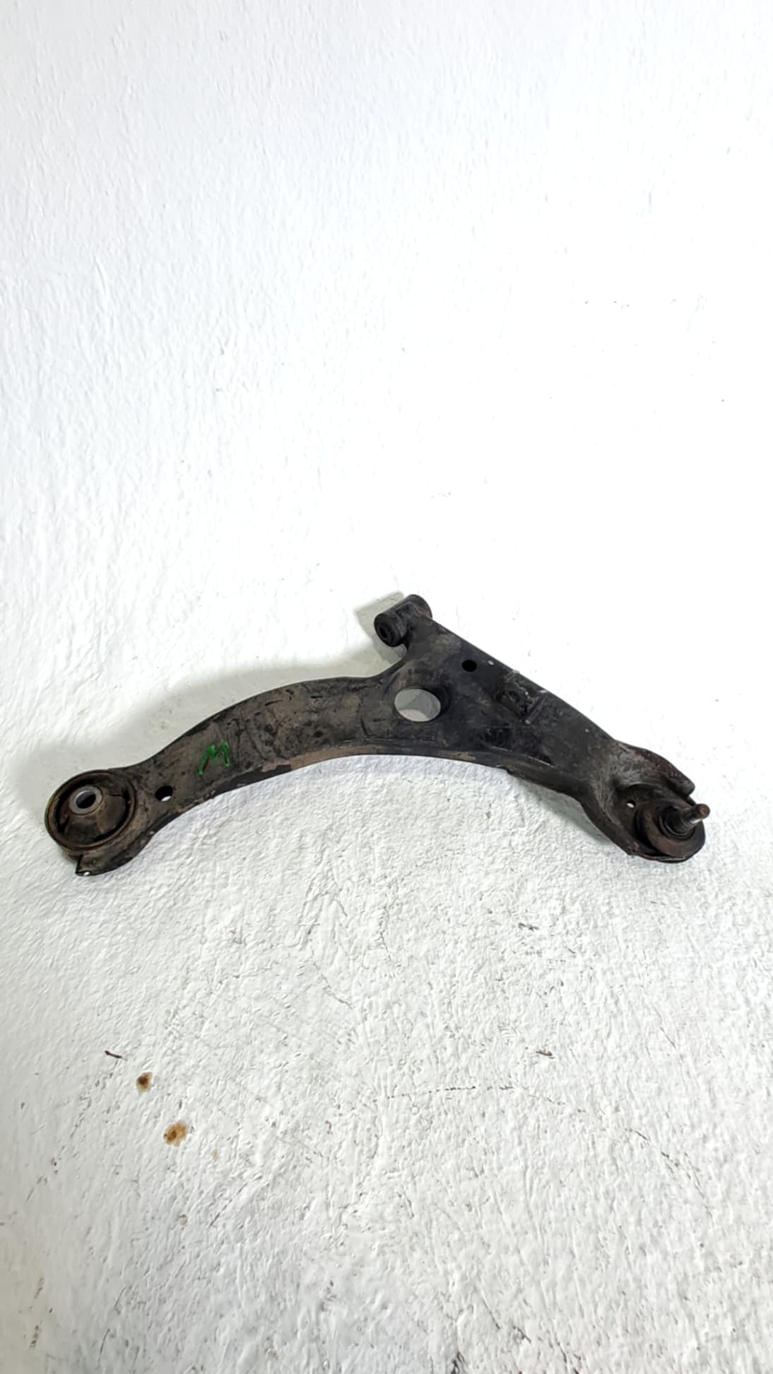 Brazo suspension inferior delantero derecho HYUNDAI MATRIX (FC)