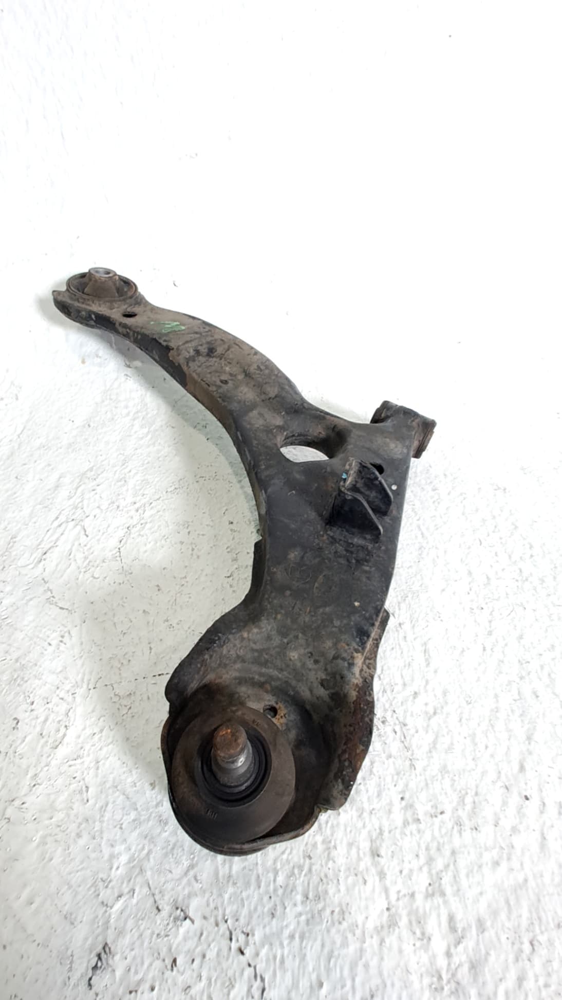 Brazo suspension inferior delantero derecho HYUNDAI MATRIX (FC) 3