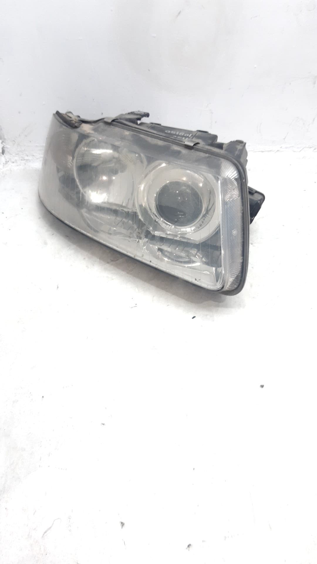 Faro izquierdo AUDI A3 (8L)