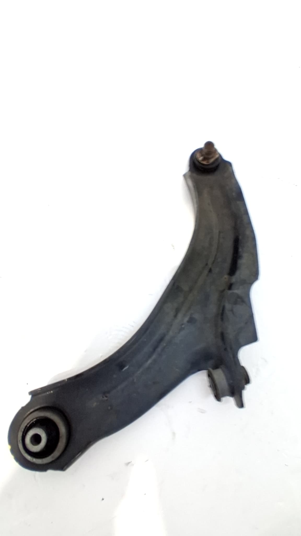 Brazo suspension inferior delantero izquierdo RENAULT CLIO IV GRANDTOUR 2