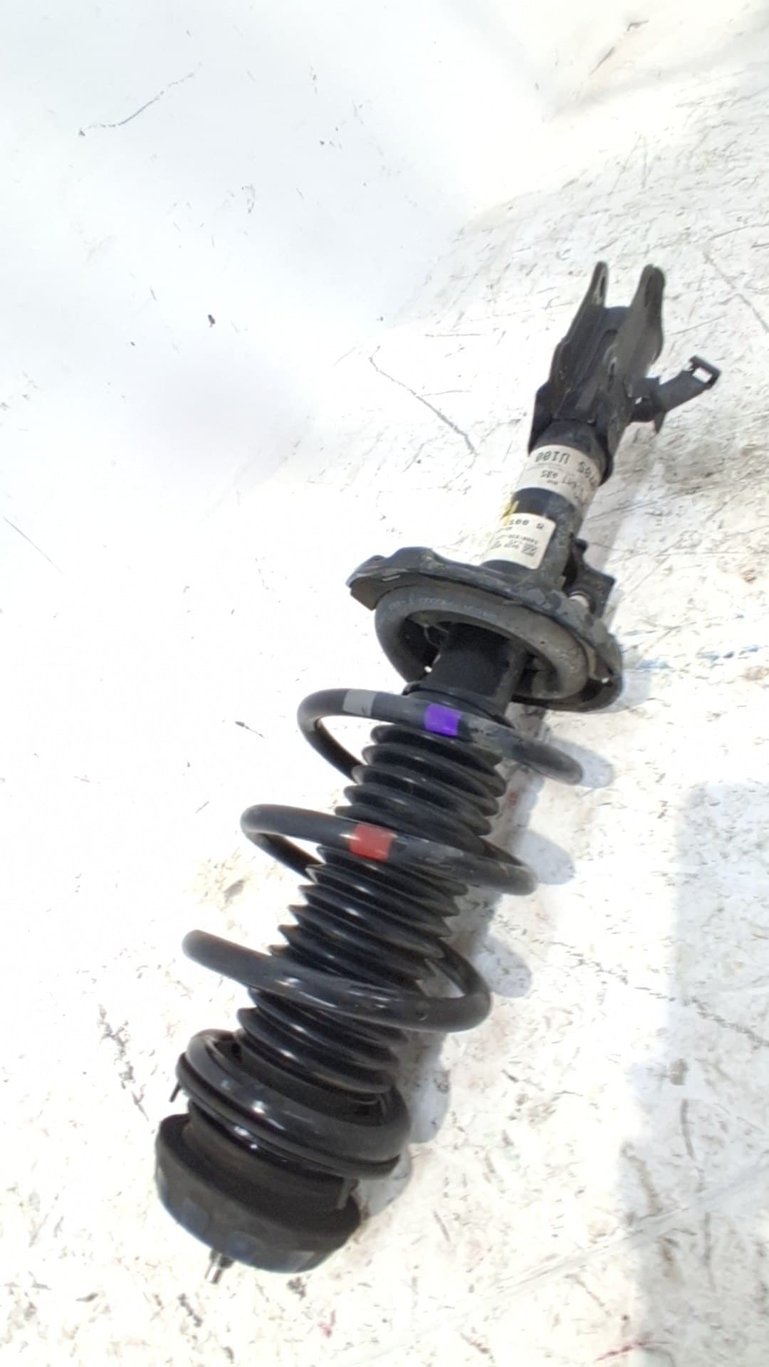 Amortiguador delantero derecho KIA STONIC