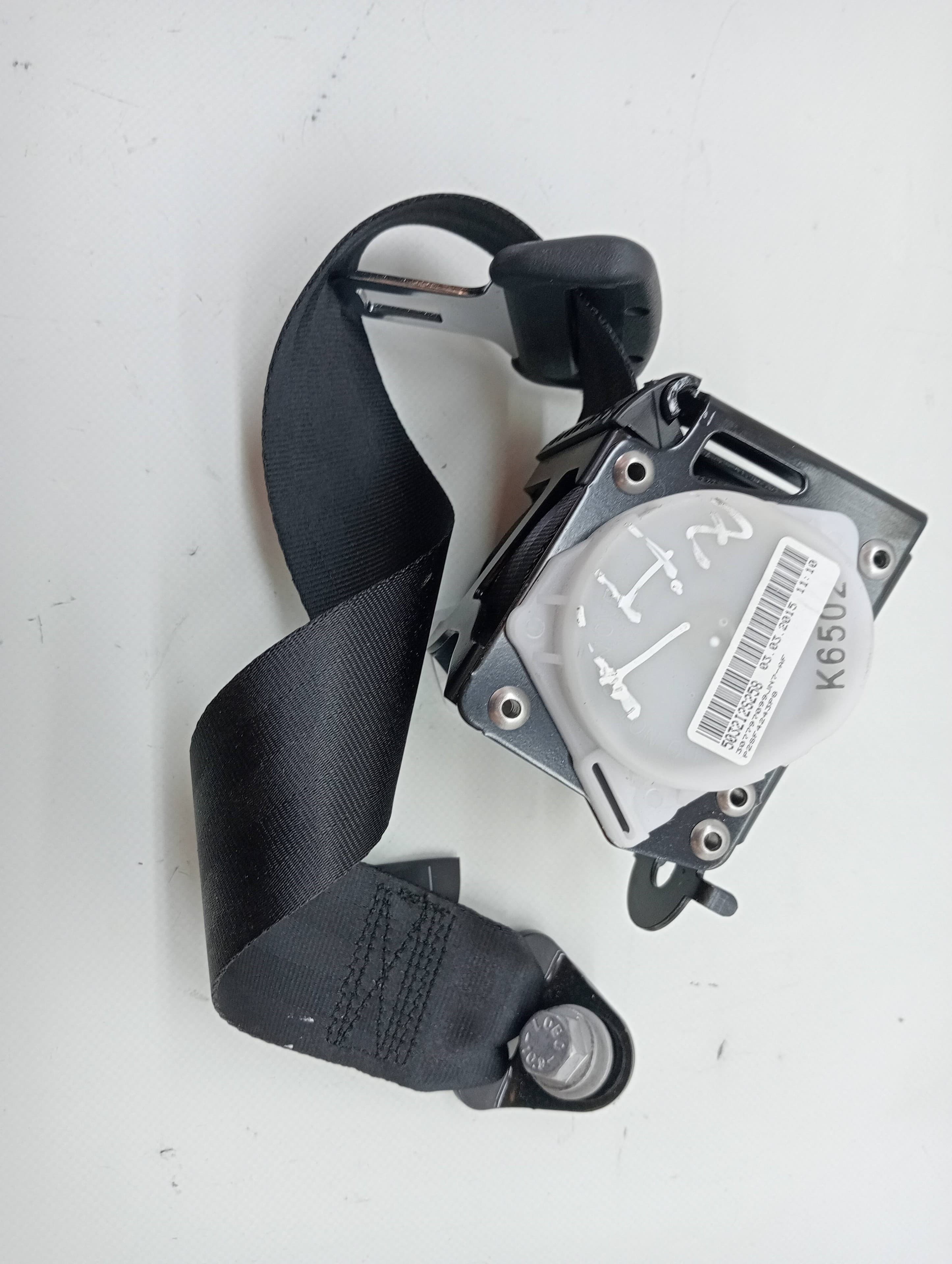 Cinturon seguridad trasero izquierdo RENAULT CAPTUR 2