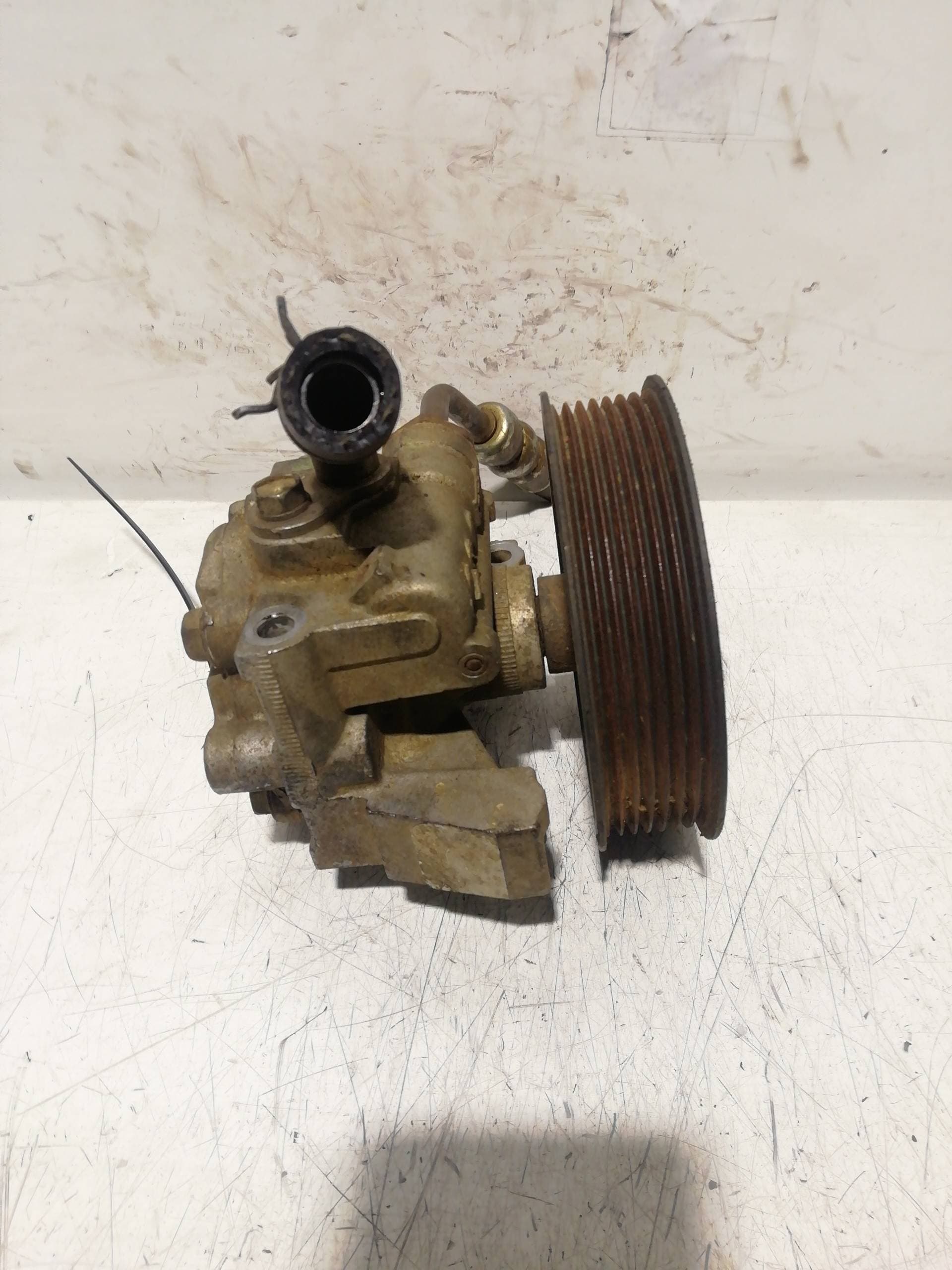 Bomba direccion LAND ROVER DEFENDER (LD) 4