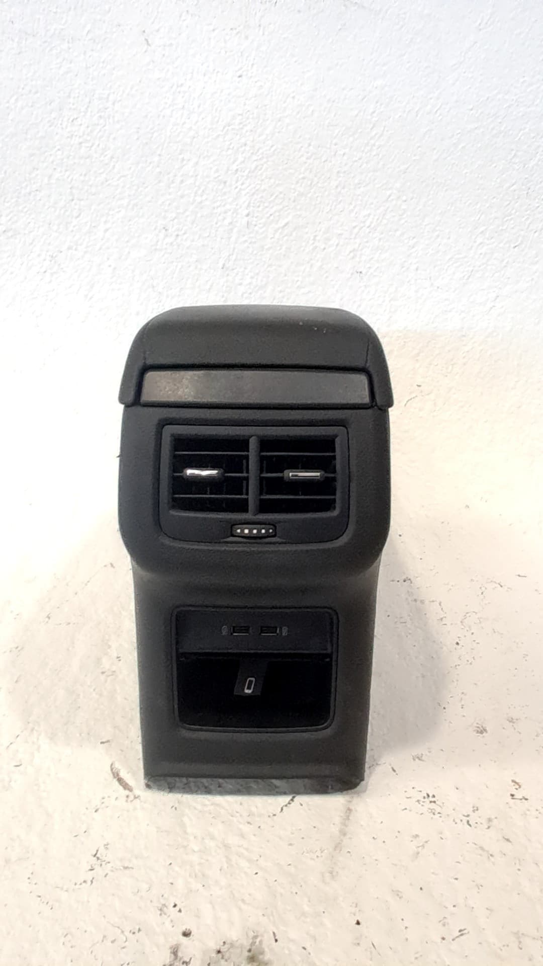 Consola central SEAT ATECA (KH7) 4