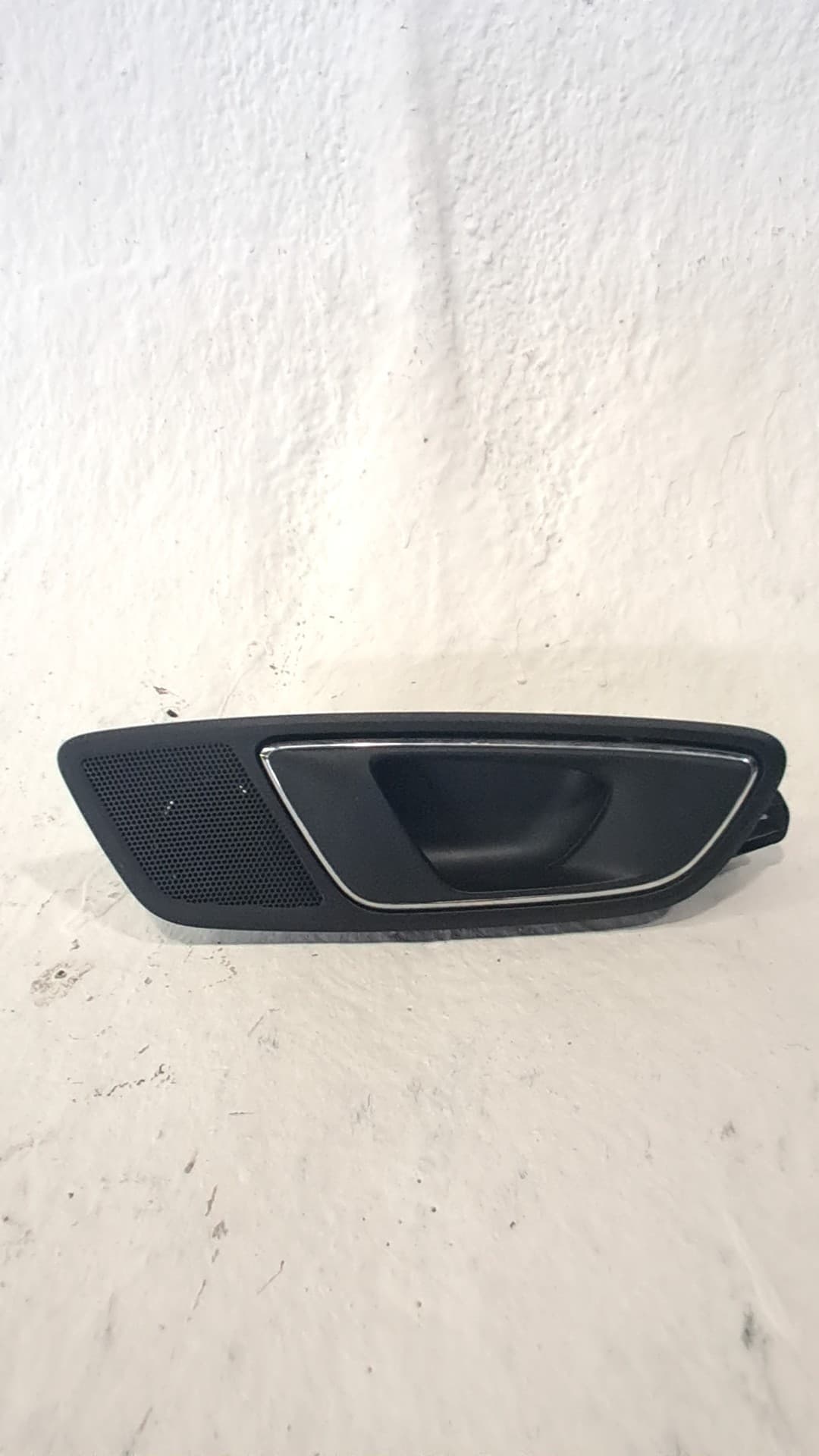 Maneta interior trasera derecha SEAT ATECA (KH7)