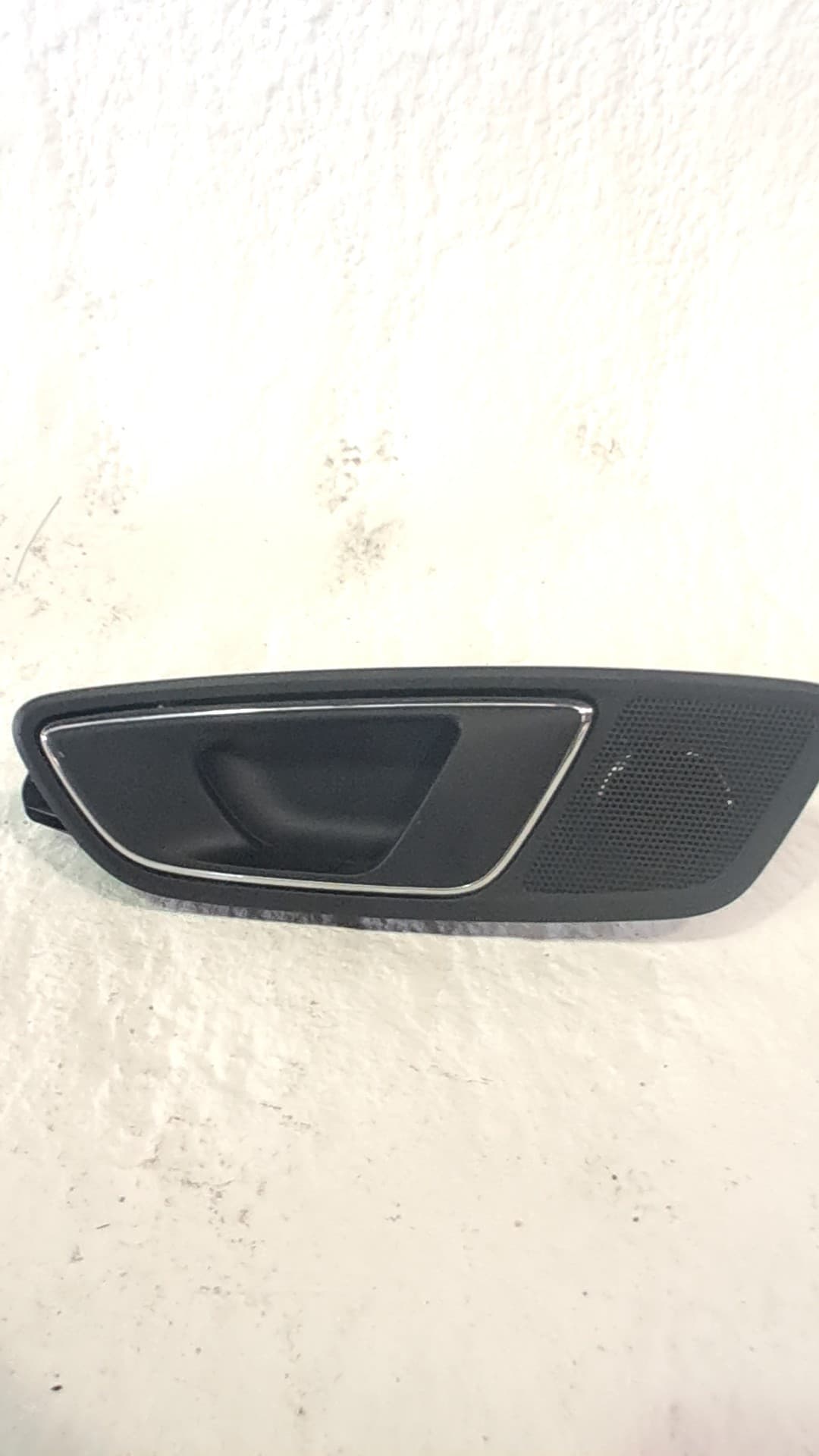 Maneta interior trasera izquierda SEAT ATECA (KH7)