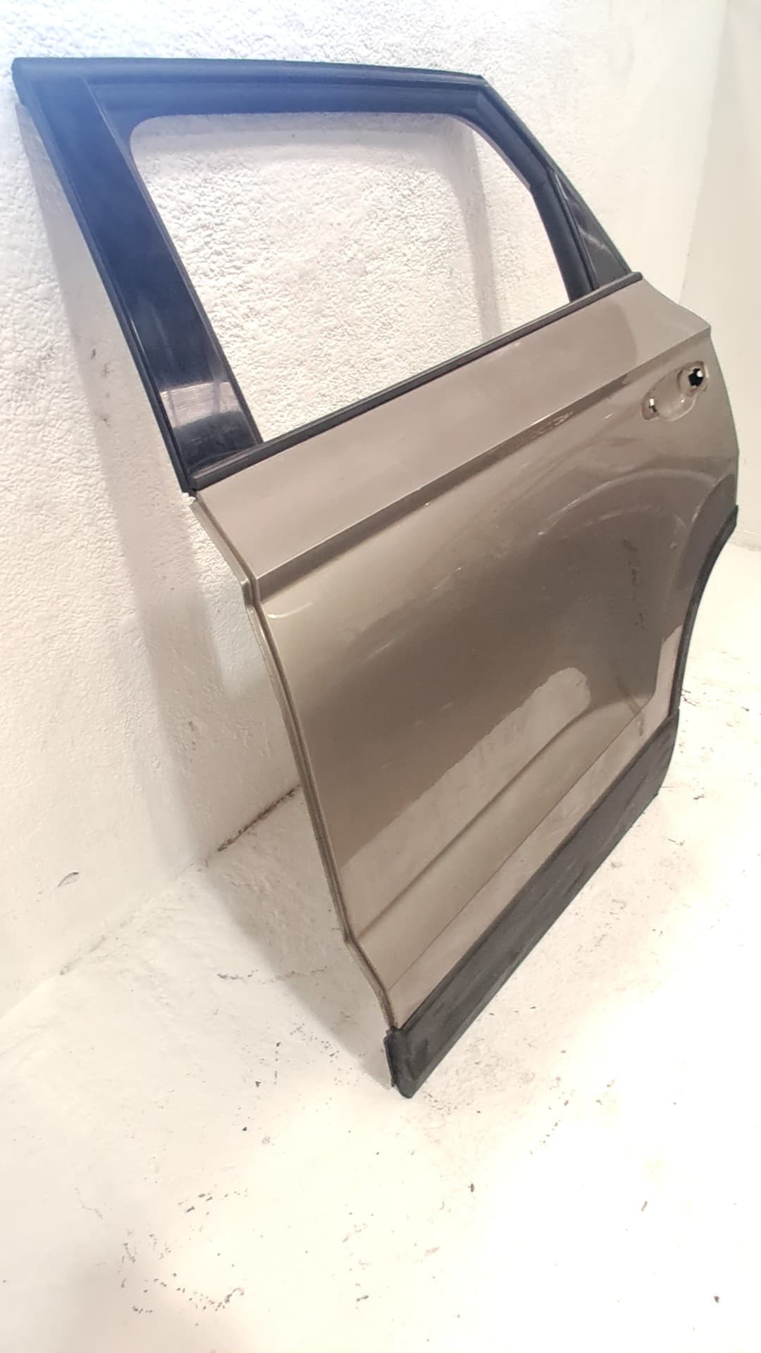 Puerta trasera izquierda SEAT ATECA (KH7) 3