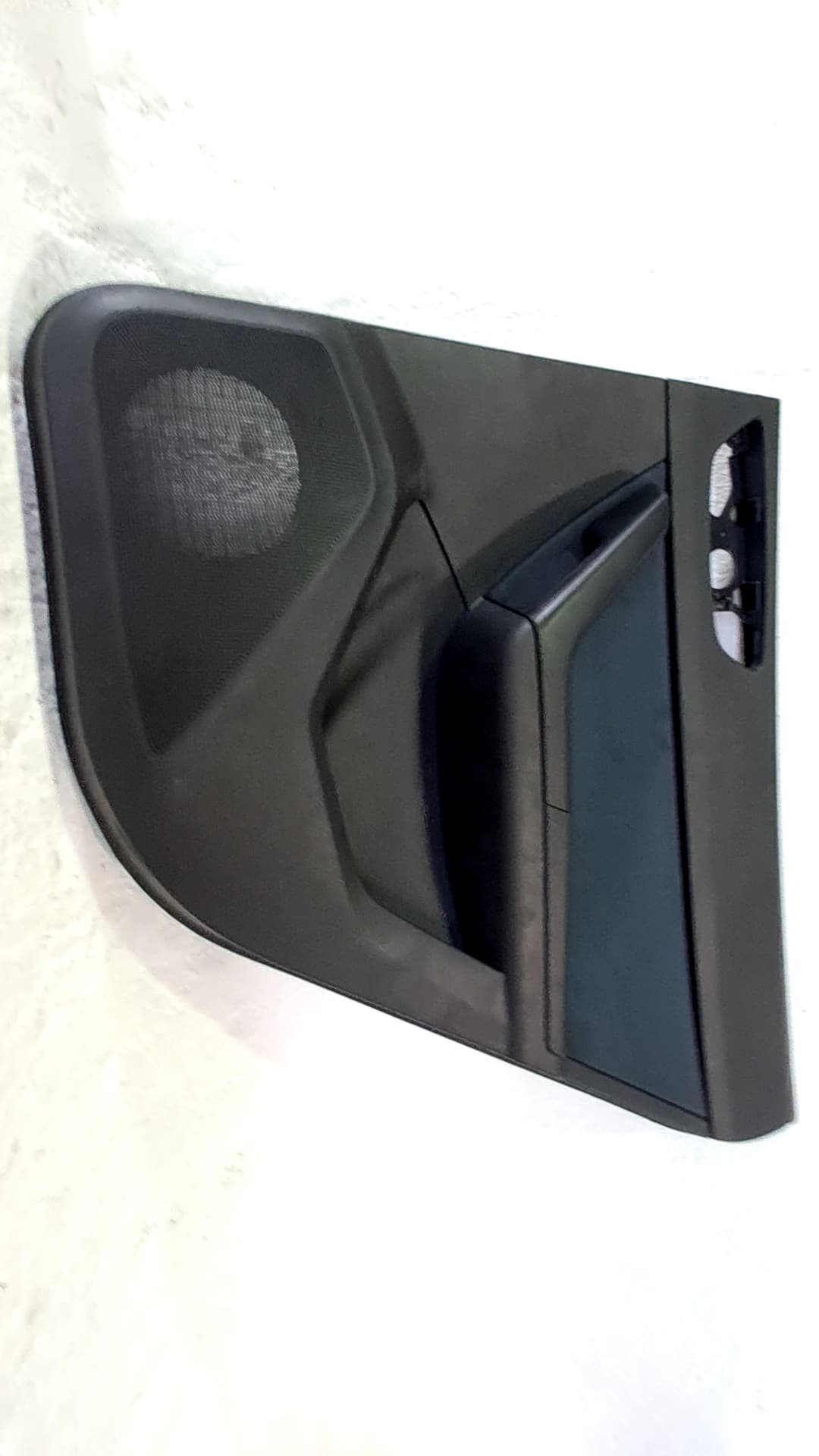 Guarnecido puerta trasera derecha SEAT ATECA (KH7)
