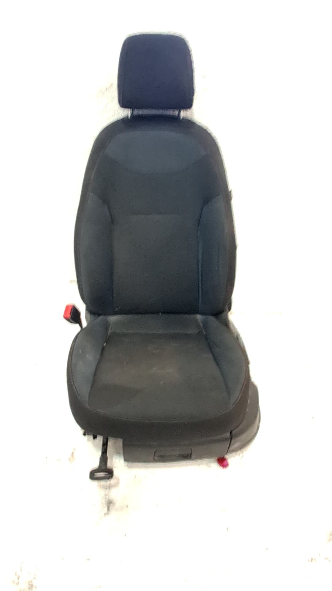 Asiento delantero izquierdo SEAT ATECA (KH7)