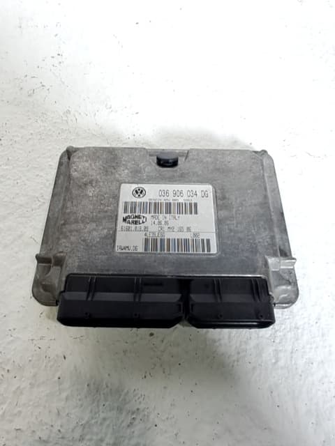 Centralita motor uce SEAT IBIZA (6L1)