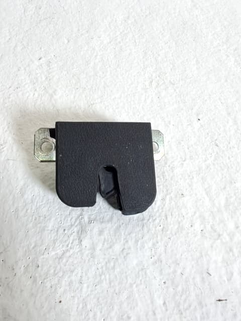 Cerradura maletero / porton SEAT IBIZA (6L1)