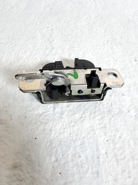 Cerradura maletero / porton SEAT IBIZA (6L1) 3
