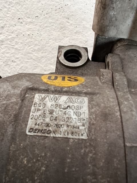Recambio SEAT IBIZA (6L1) ref. 6Q0820803P 2
