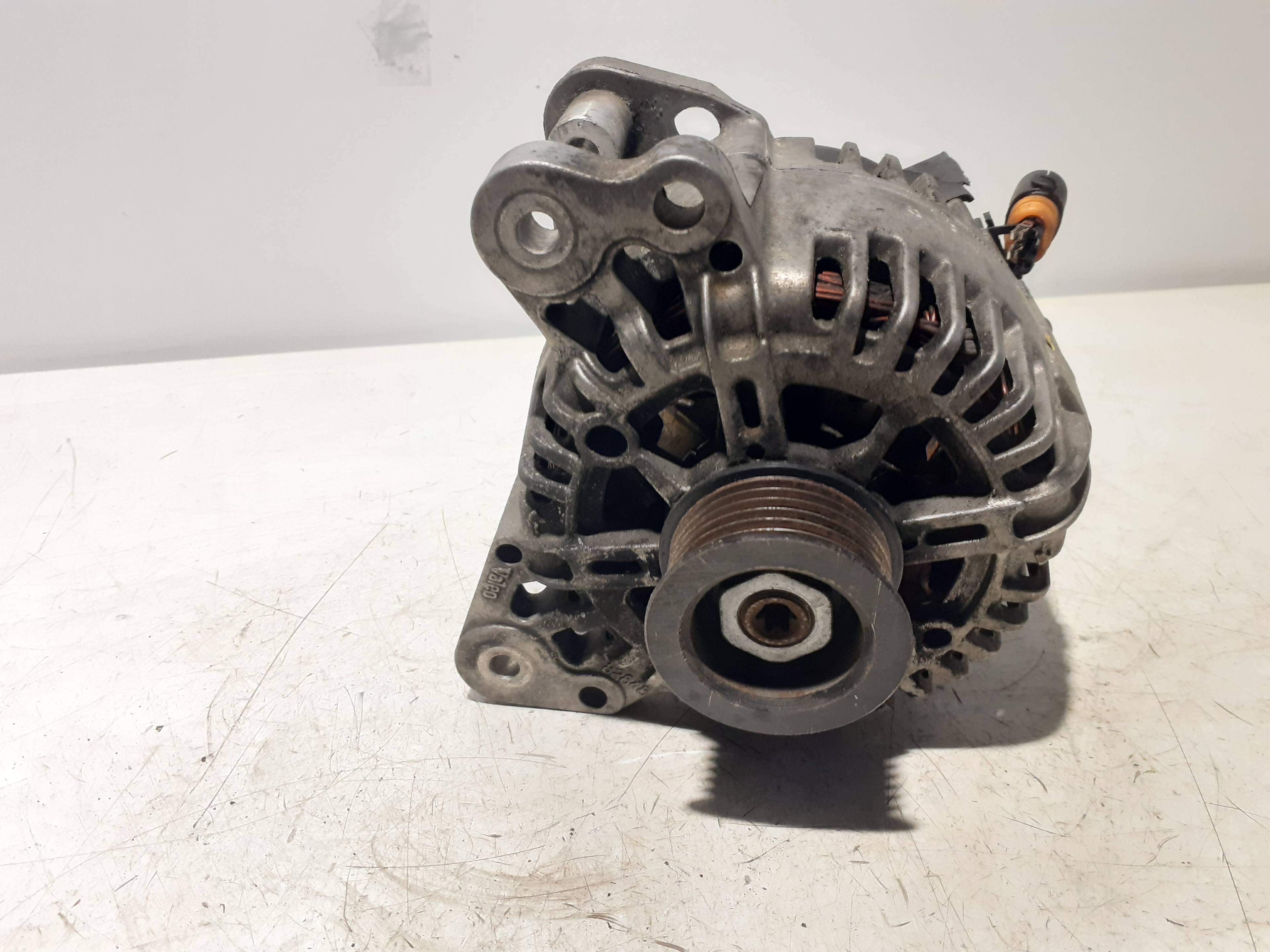 Alternador AUDI A3 (8L)