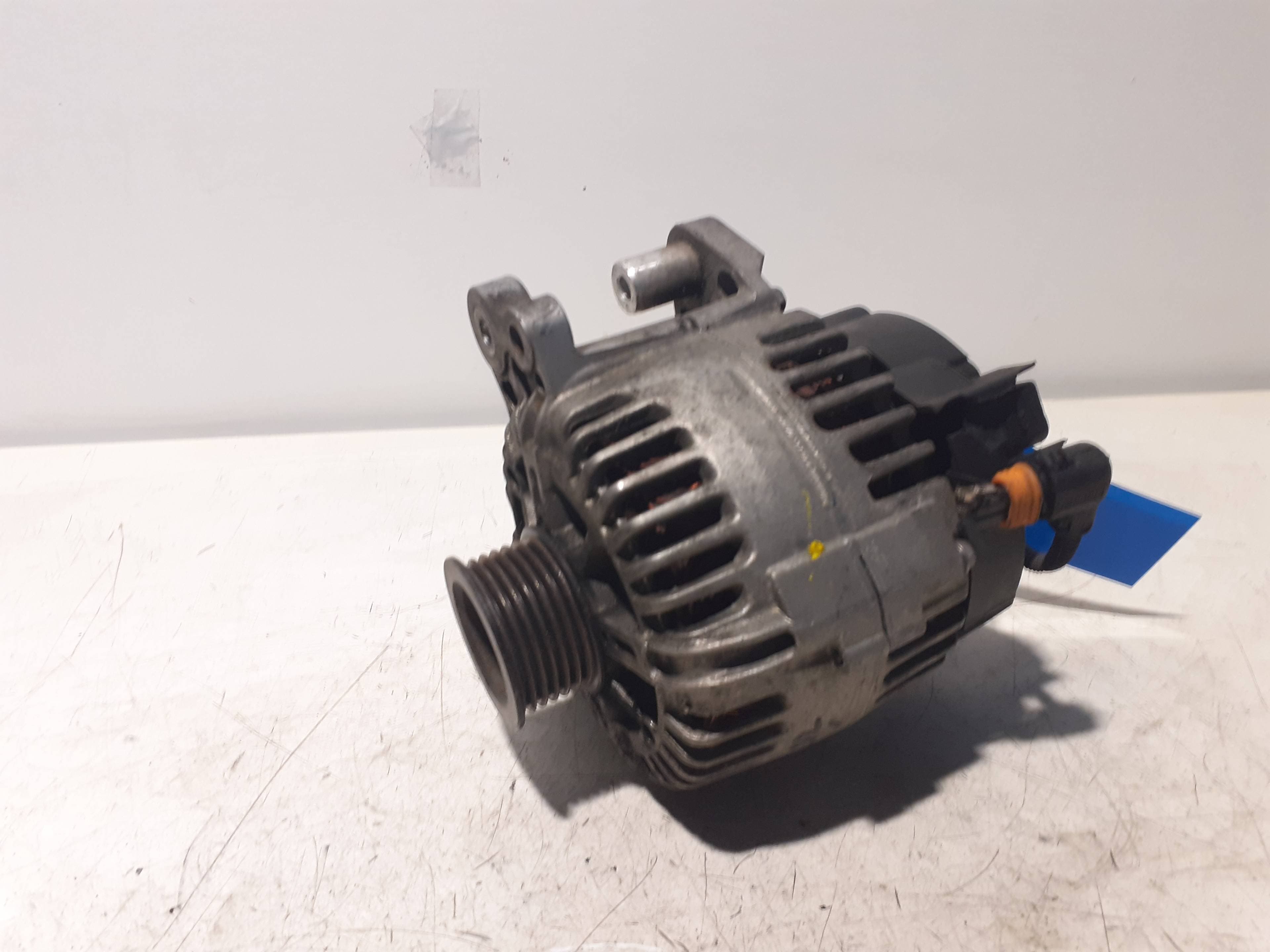 Alternador AUDI A3 (8L) 4