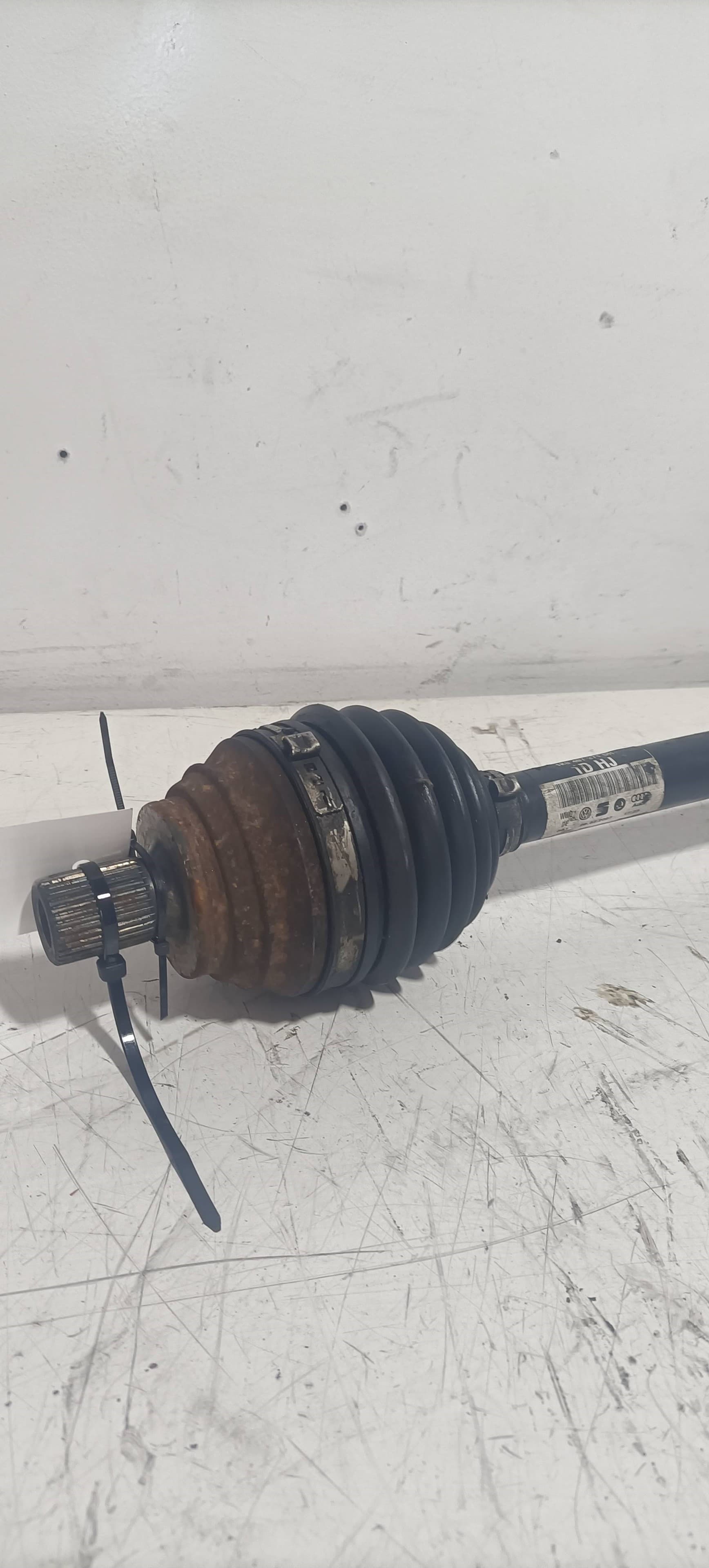 Transmision delantera izquierda AUDI A3 (8L) 3
