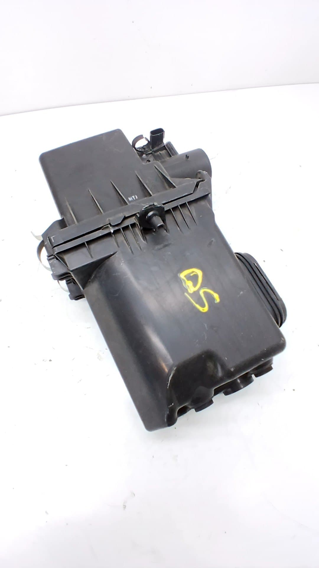 Caja filtro aire TOYOTA C-HR 3