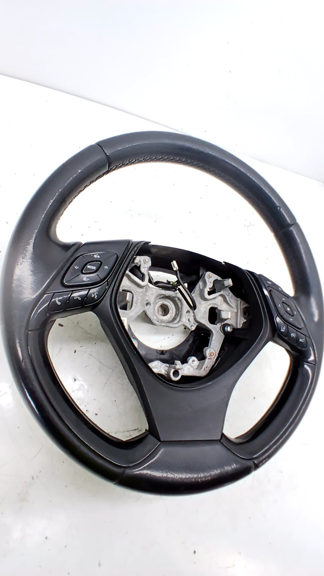 Volante TOYOTA C-HR 4